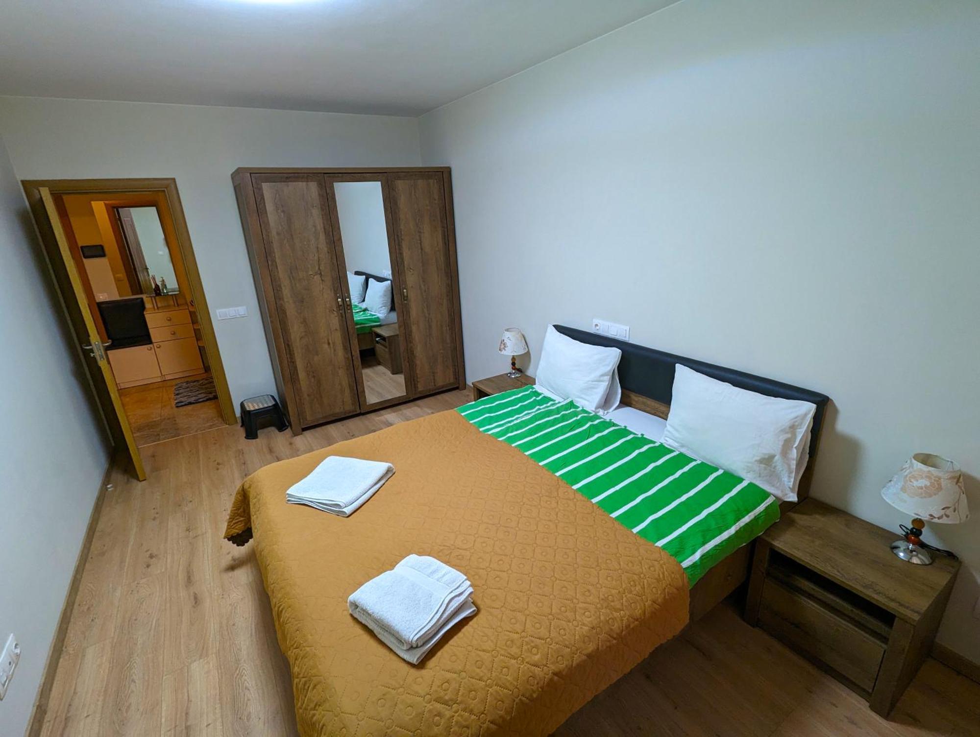 Business And Leisure Apartments In Mladost 2 With Free Garage Sofya Dış mekan fotoğraf