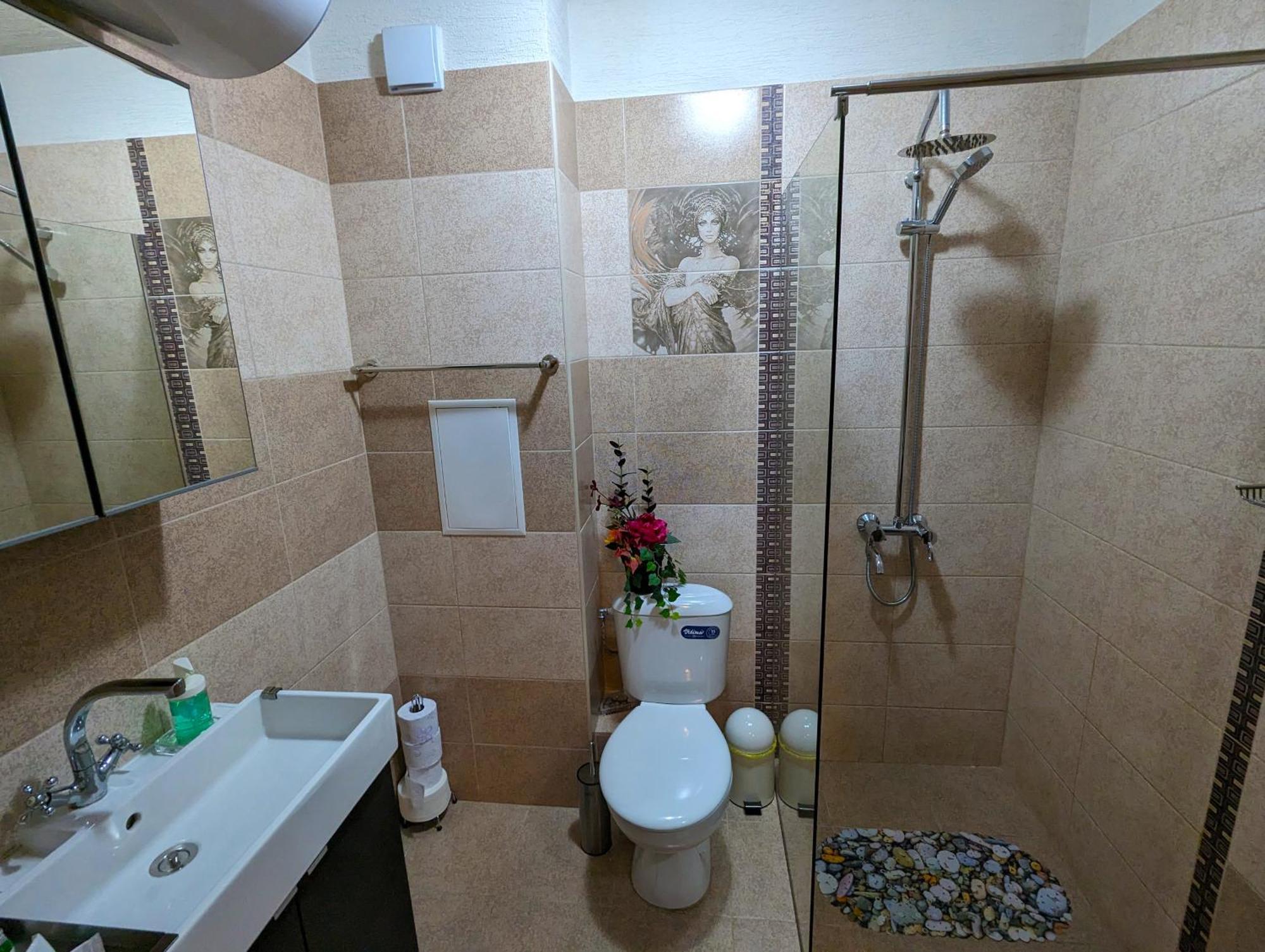 Business And Leisure Apartments In Mladost 2 With Free Garage Sofya Dış mekan fotoğraf